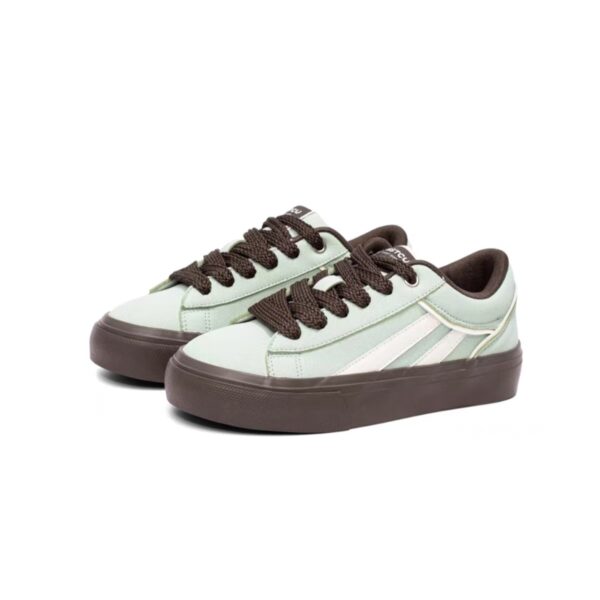 Women's thick casual shoes